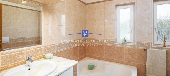 3 bedrooms House in Lagoa, Portugal No. 100474 11