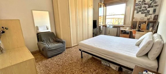Apartamento T3 em Carpi, Italy N.º 327786 12