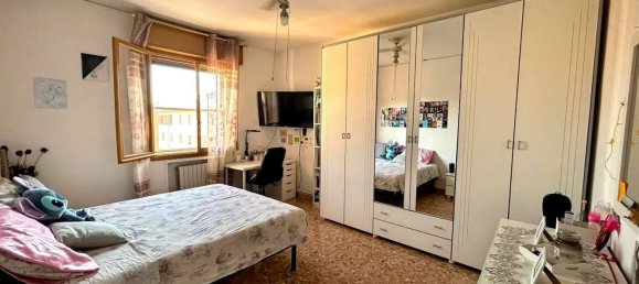 Apartamento T3 em Carpi, Italy N.º 327786 9
