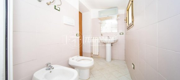 4 rooms Apartment in Formello, Italy No. 14946 12