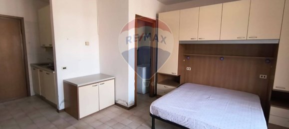 1 bedroom Apartment in Desenzano del Garda, Italy No. 352716 4