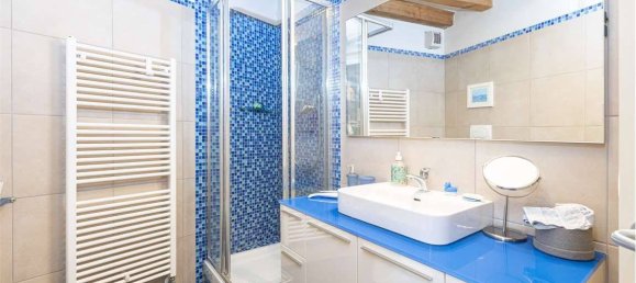 2 bedrooms Apartment in Trieste, Italy No. 300223 11