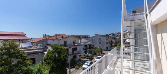 4 bedrooms House in Bar, Montenegro No. 404 26