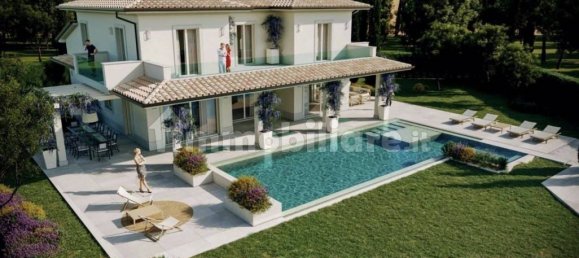 4 bedrooms Villa in Forte dei Marmi, Italy No. 198593 4