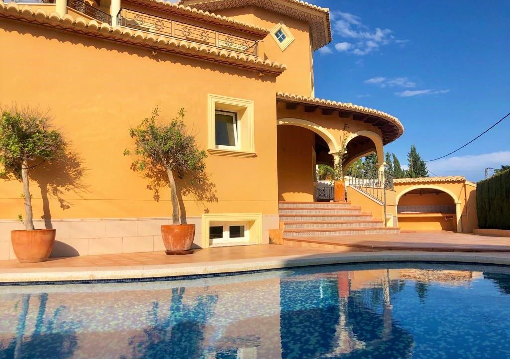 Casa de 6 dormitorios en Dénia, Spain No. 20805