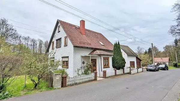 Adosado de 6 habitaciónes en Hildburghausen, Germany No. 178885