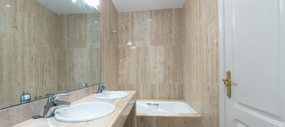 3 bedrooms Villa in Benalmadena, Spain No. 147744 16