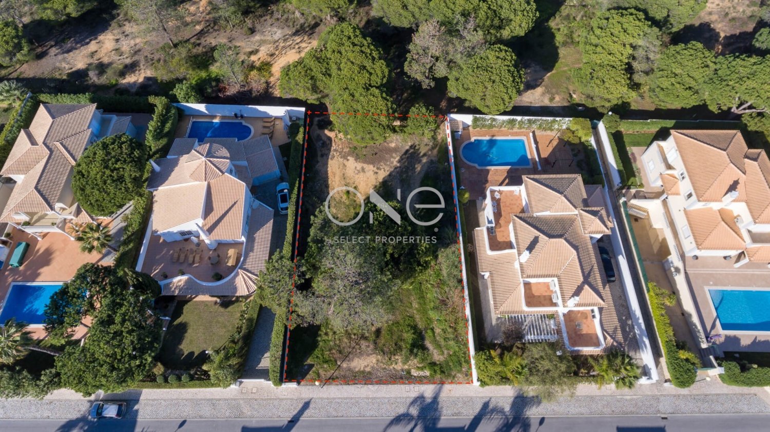 Terreno en Almancil, Portugal No. 107397