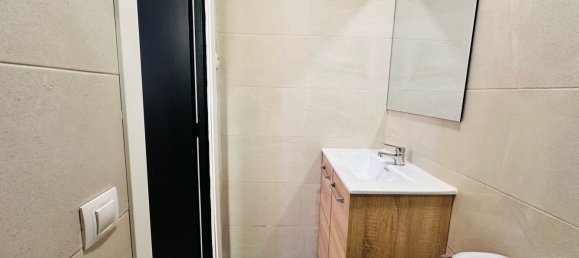 Propriété commerciale à Horta-Guinardo, Spain 38m² No. 24309 9