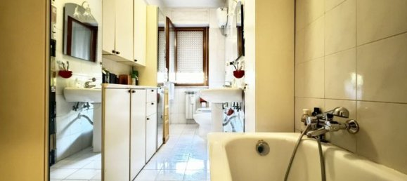 4-Zimmer Wohnung in Rome, Italy, Nr. 26865 7