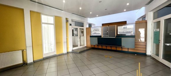 90m² Office in Stockerau, Austria No. 33543 9