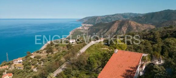 4غرفة فيلا في Naso, Italy رقم 152956 12