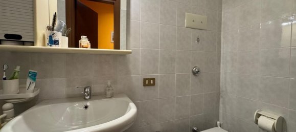 Квартира с 4 спальнями в Пьярио, Италия № 370110 32