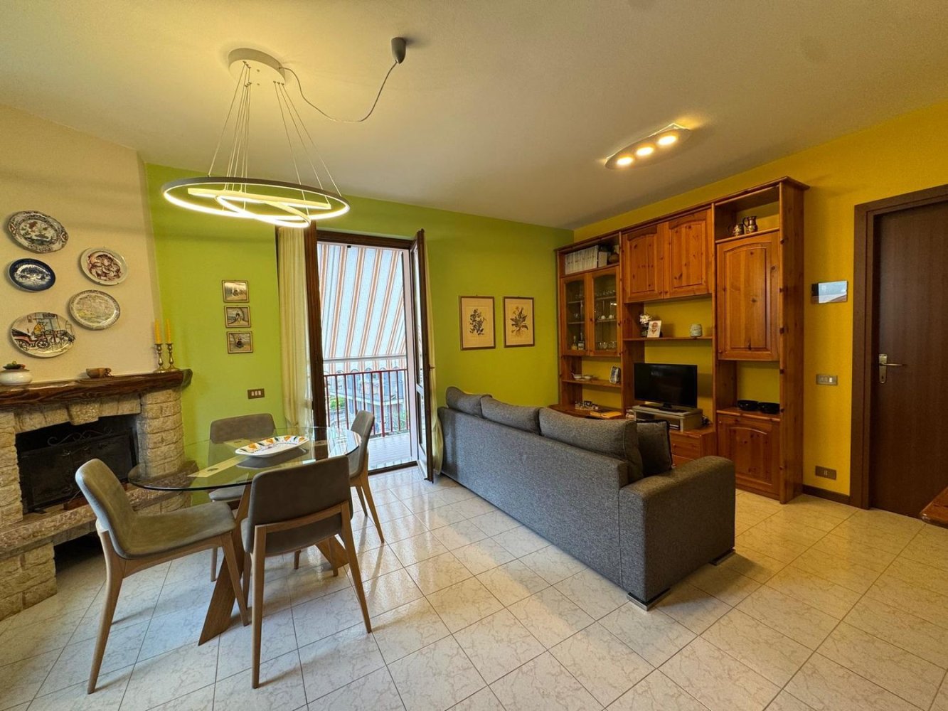 Квартира с 4 спальнями в Пьярио, Италия № 370110