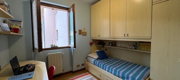 Квартира с 4 спальнями в Пьярио, Италия № 370110 27