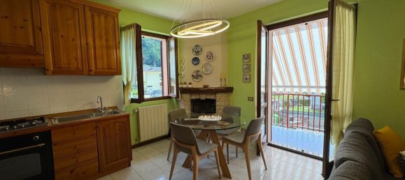 Квартира с 4 спальнями в Пьярио, Италия № 370110 12