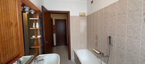 Квартира с 4 спальнями в Пьярио, Италия № 370110 30