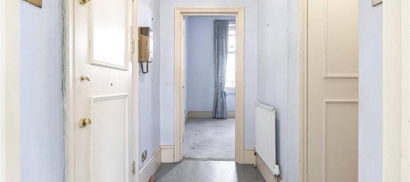 1 bedroom Apartment in London, United Kingdom No. 5381 11