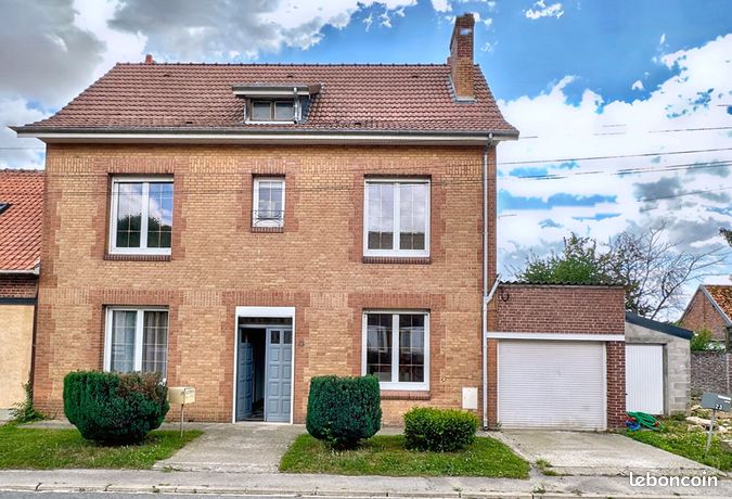 3 bedrooms House in Arvillers, France No. 301966