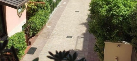 1 bedroom Apartment in Milan, Italy No. 360531 5