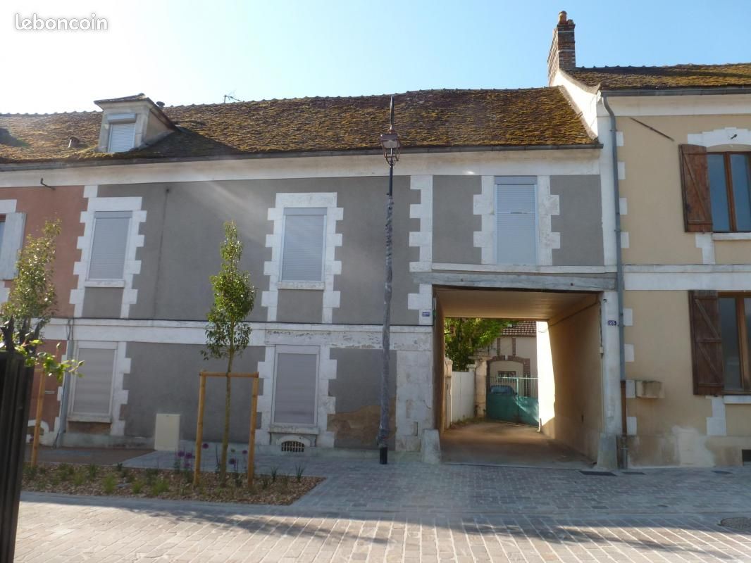 3 bedrooms House in Appoigny, France No. 340190