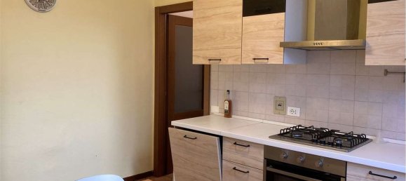 Квартира с 3 комнатами в Карпи, Италия № 78949 7