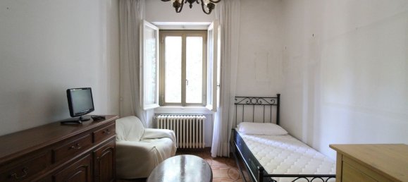 4 bedrooms Apartment in Florence, Italy No. 375885 24