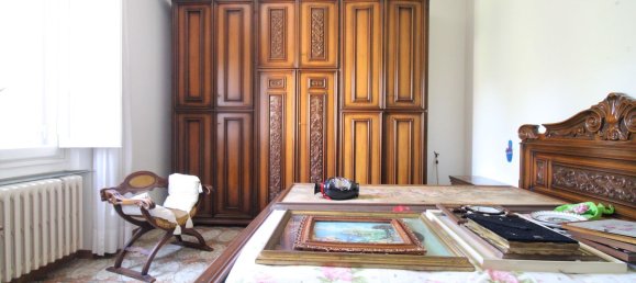 4 bedrooms Apartment in Florence, Italy No. 375885 15