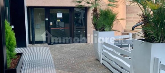 Gewerbliche Immobilie in Monza, Italy 1924m², Nr. 311139 6