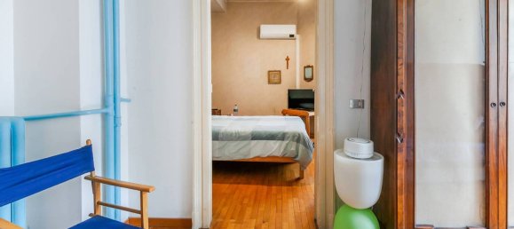 Apartamento de 4 dormitorios en Milan, Italy No. 351631 31