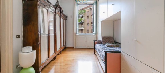 4 Schlafzimmer Wohnung in Milan, Italy, Nr. 351631 46