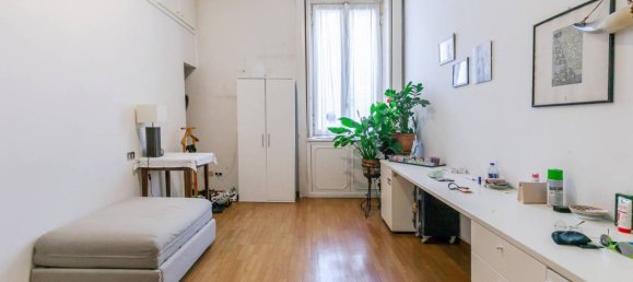 Apartamento de 4 dormitorios en Milan, Italy No. 351631 39