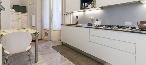 Apartamento de 4 dormitorios en Milan, Italy No. 351631 8