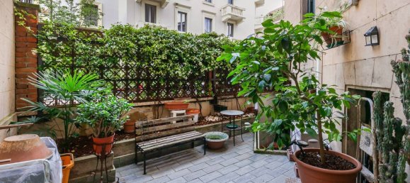 Apartamento de 4 dormitorios en Milan, Italy No. 351631 11