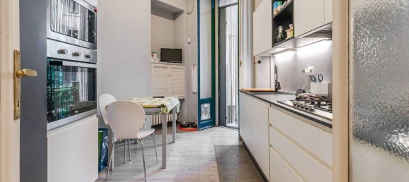 Apartamento de 4 dormitorios en Milan, Italy No. 351631 9