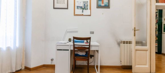 Apartamento de 4 dormitorios en Milan, Italy No. 351631 28