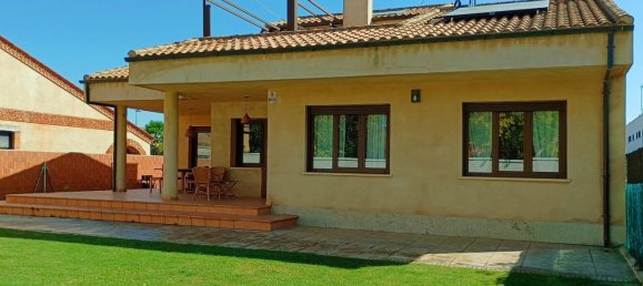 4 chambres Maison à Villamayor, Spain No. 62611 32