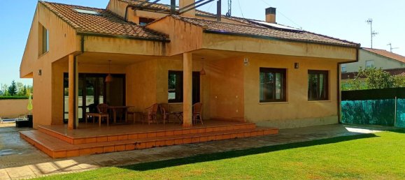 4 chambres Maison à Villamayor, Spain No. 62611 2