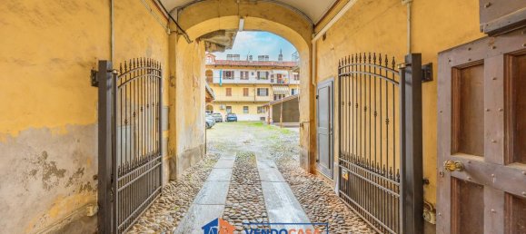 3 rooms Apartment in Pinerolo, Italy No. 348762 16