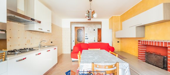 3 rooms Apartment in Pinerolo, Italy No. 348762 9
