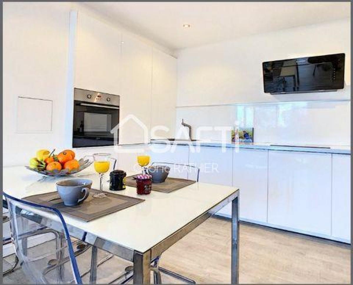 Studio à Nice, France No. 6136