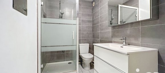 3 Schlafzimmer Doppelhaus in Charge, France, Nr. 326911 13