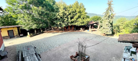 23 rooms House in Gassino Torinese, Italy No. 109442 10