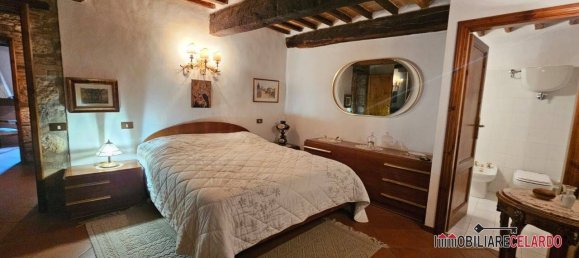 4 Schlafzimmer Wohnung in Casole d'Elsa, Italy, Nr. 49306 19