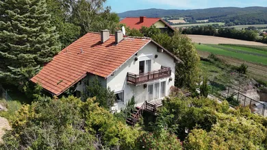 Дом с 6 комнатами в Зигхартскирхен, Австрия № 233696