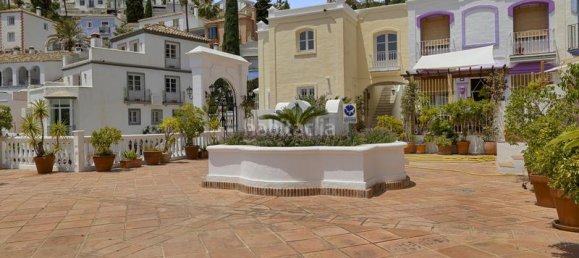 Adosado de 3 dormitorios en La Quinta, Spain No. 30744 2