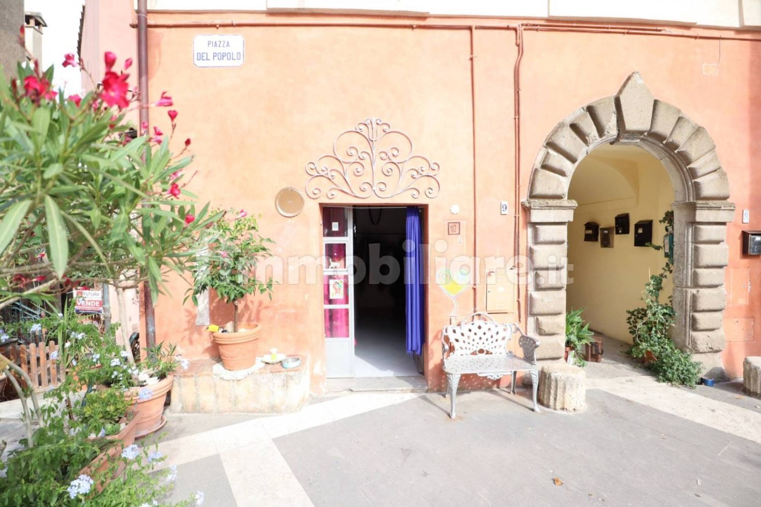 1 room Commercial property in Capena, Italy No. 306534