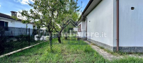 3 Schlafzimmer Villa in Grumello Cremonese ed Uniti, Italy, Nr. 356838 24