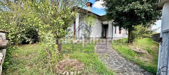 3 Schlafzimmer Villa in Grumello Cremonese ed Uniti, Italy, Nr. 356838 18