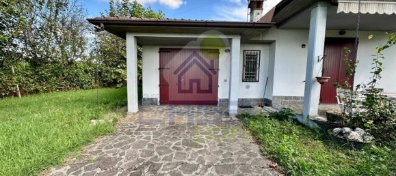 3 Schlafzimmer Villa in Grumello Cremonese ed Uniti, Italy, Nr. 356838 17